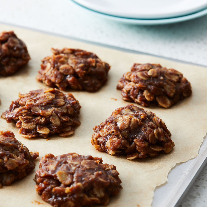No-Bake Peanut Butter Chocolate Oat Cookies