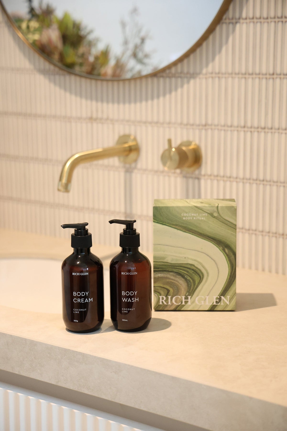 Body Wash, Soaps & Scrubs